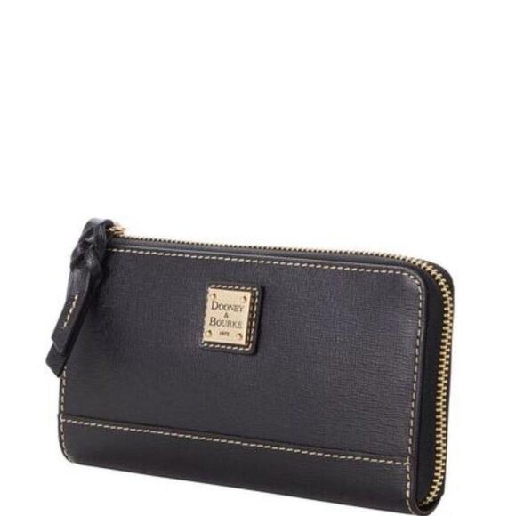 Dooney & Bourke‎ Saffiano Folded Zip Wristlet - NWT (New) - Picture 2 of 3